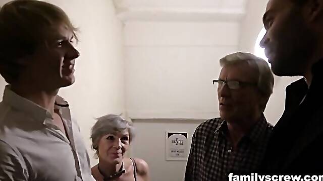 Family Screw - fetish dirt