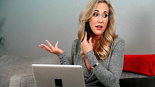 Big-boobed blonde MILF Brandi Love loves hard fuck so much