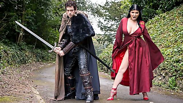 Queen Of Thrones: Part 2 (A XXX Parody)