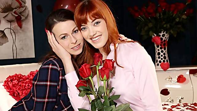 Femme fatale Anny Aurora and Caroline Ardolinos stripping scene