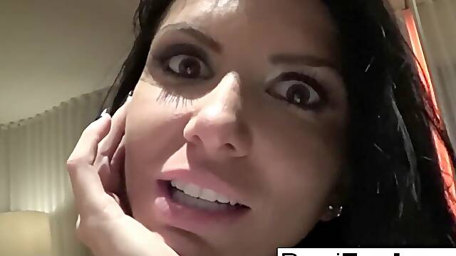 Home clip sex in a hotel with hawt Romi