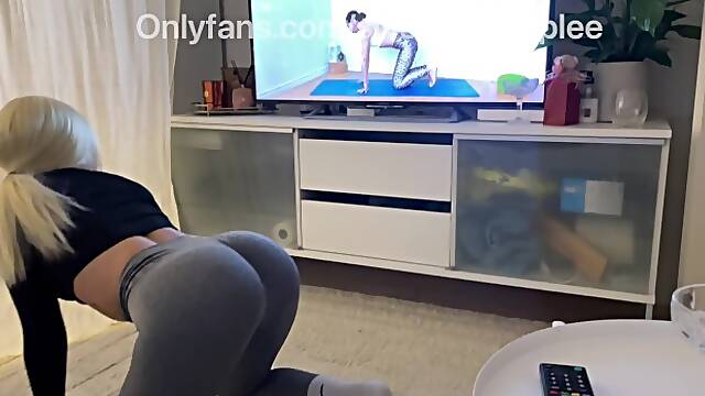 Blonde Swedish girl gets fucked in yoga pants