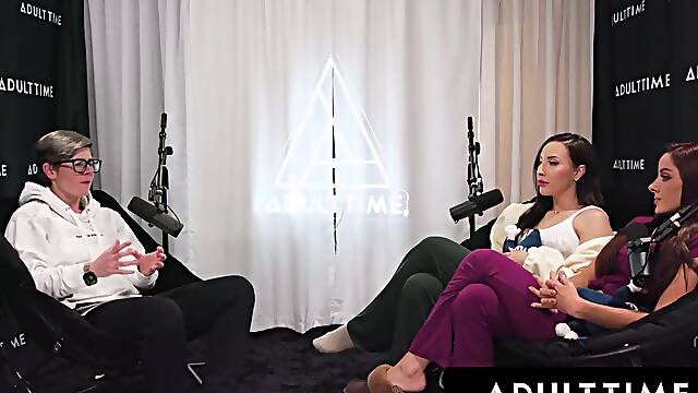 ADULT TIME - Lesbo Hotties Melissa Stratton & Vanna Bardot Horny Twat Licking & Scissoring! PODCAST