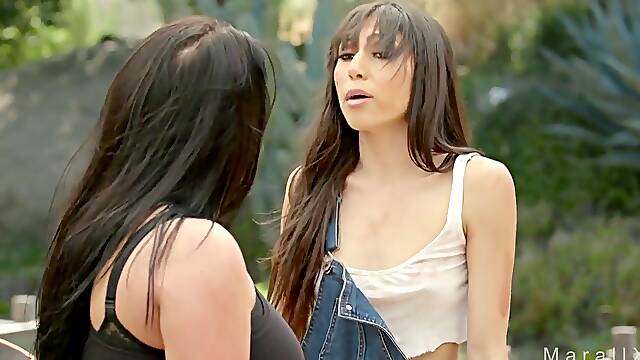 Angela white kendra spade A world without fellows - MarallX